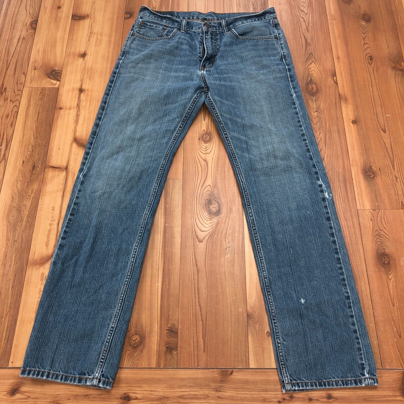 Levis Blue 505 Flat Front Straight Leg Regular Fit Denim Jeans Mens Size 33 x 34