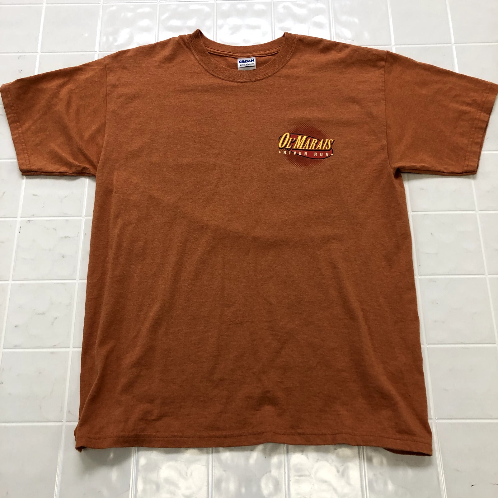 Gildan Orange Ol'Marais River Run Regular Crewneck Casual T-shirt Adult Size L