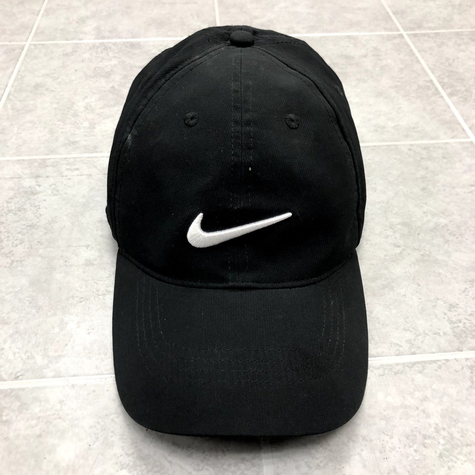 Nike Dri Fit Black Graphic Logo Active Wear Baseball Cap Hat Adult One Size