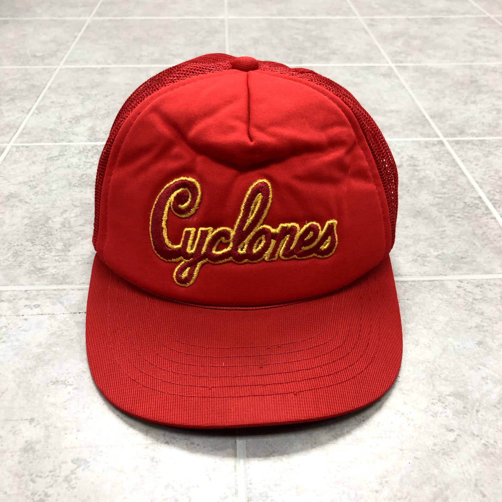 Vintage Young Ans Red Mesh Snap Back Graphic Cyclones Trucker Hat Adult One Size