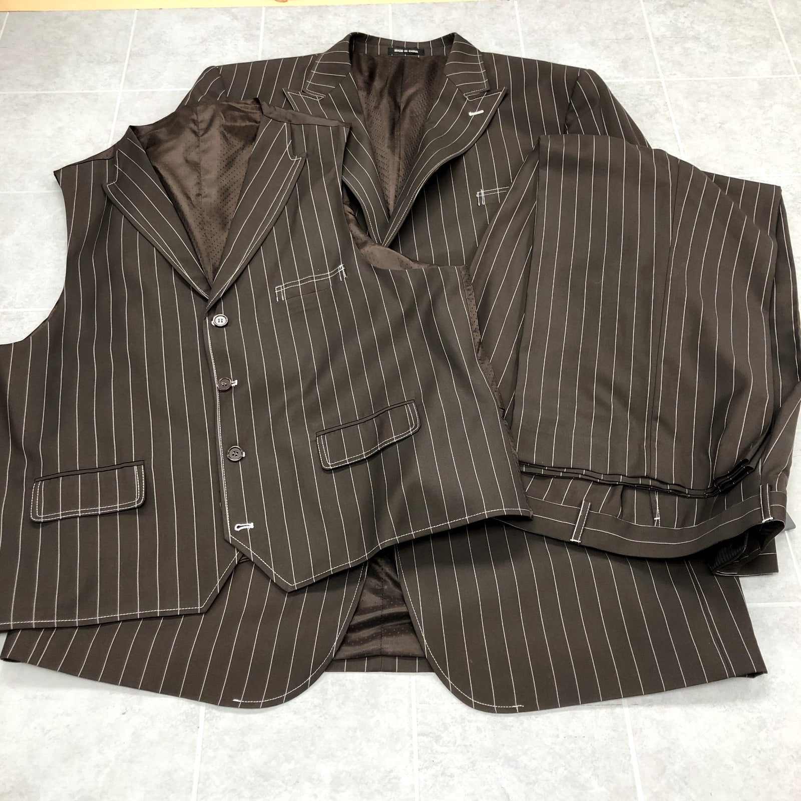 Fortino Landi Brown Pinstripe Lined Peak Lapel # Piece Zoot Suit Adult Size 50L