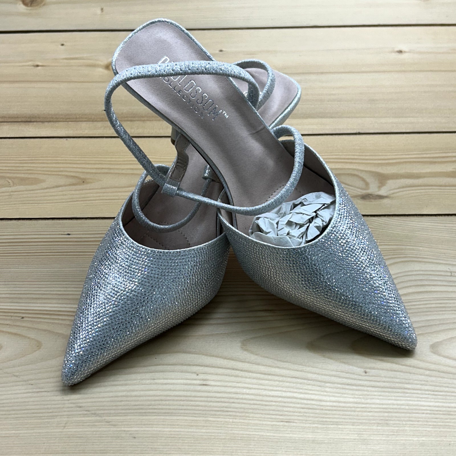 DE BLOSSOM COLLECTION MIA Silver Sparkly Pump Heels Strap Womens Size 9 NEW