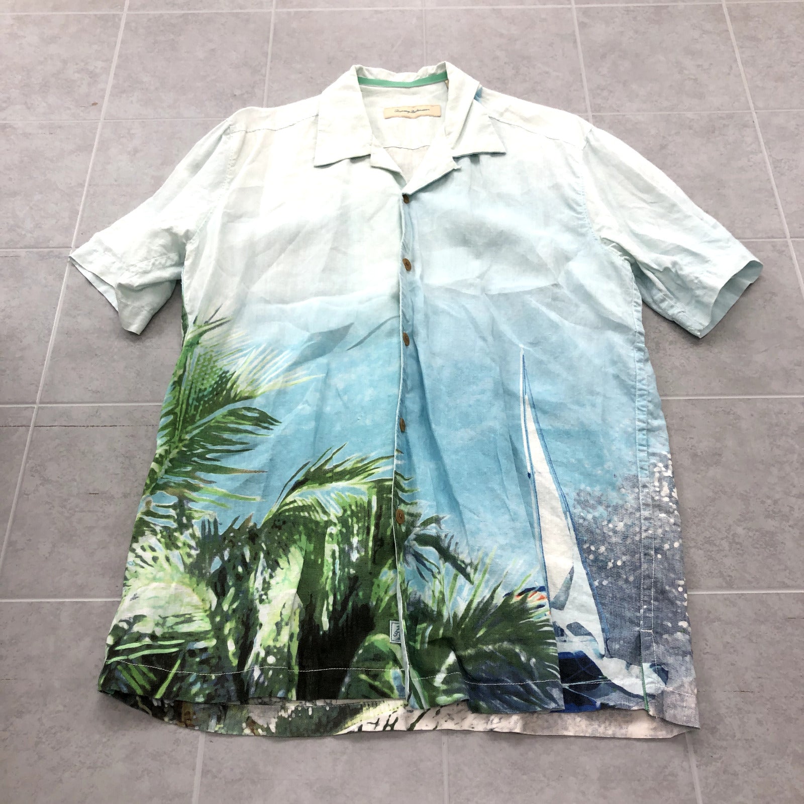 Tommy Bahama Multicolor Ocean Print Button Up Hawaiian Shirt Adult Size M