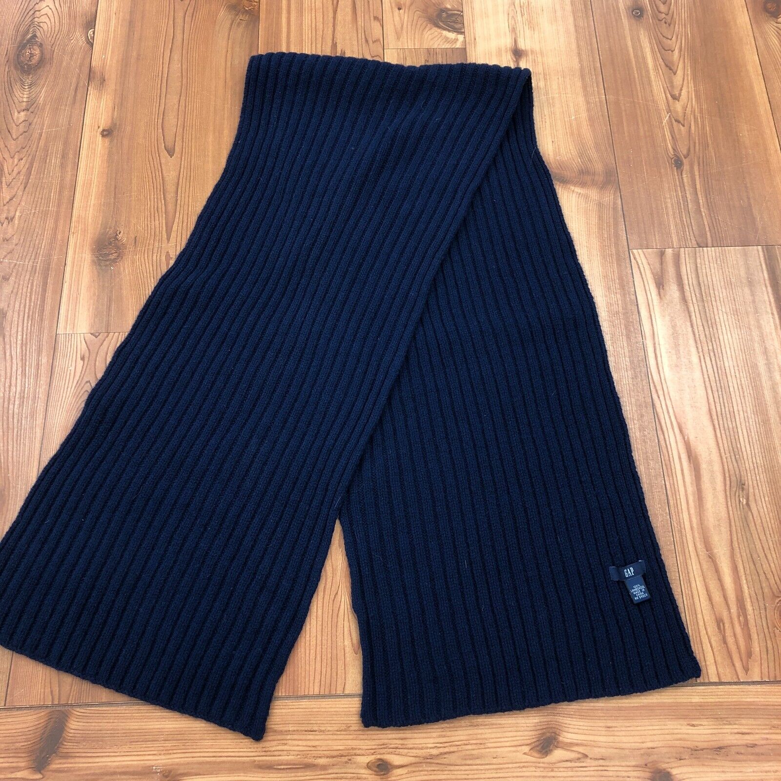 Gap Navy Blue Cable Knitted 100% Lambwool Scarf