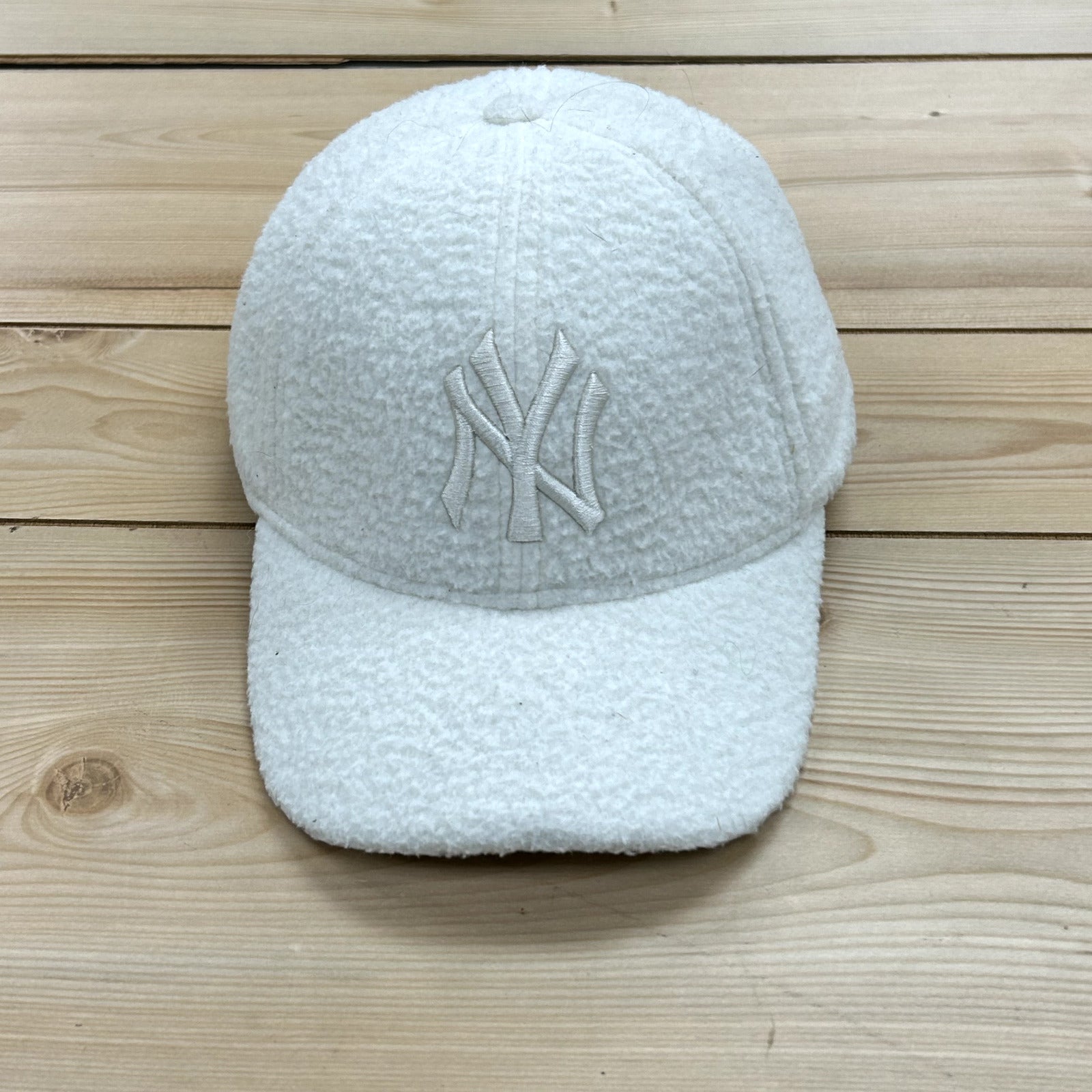 MLB Ivory New York Yankees Fuzzy Adjustable Hat Strap Baseball Cap Sherpa Like