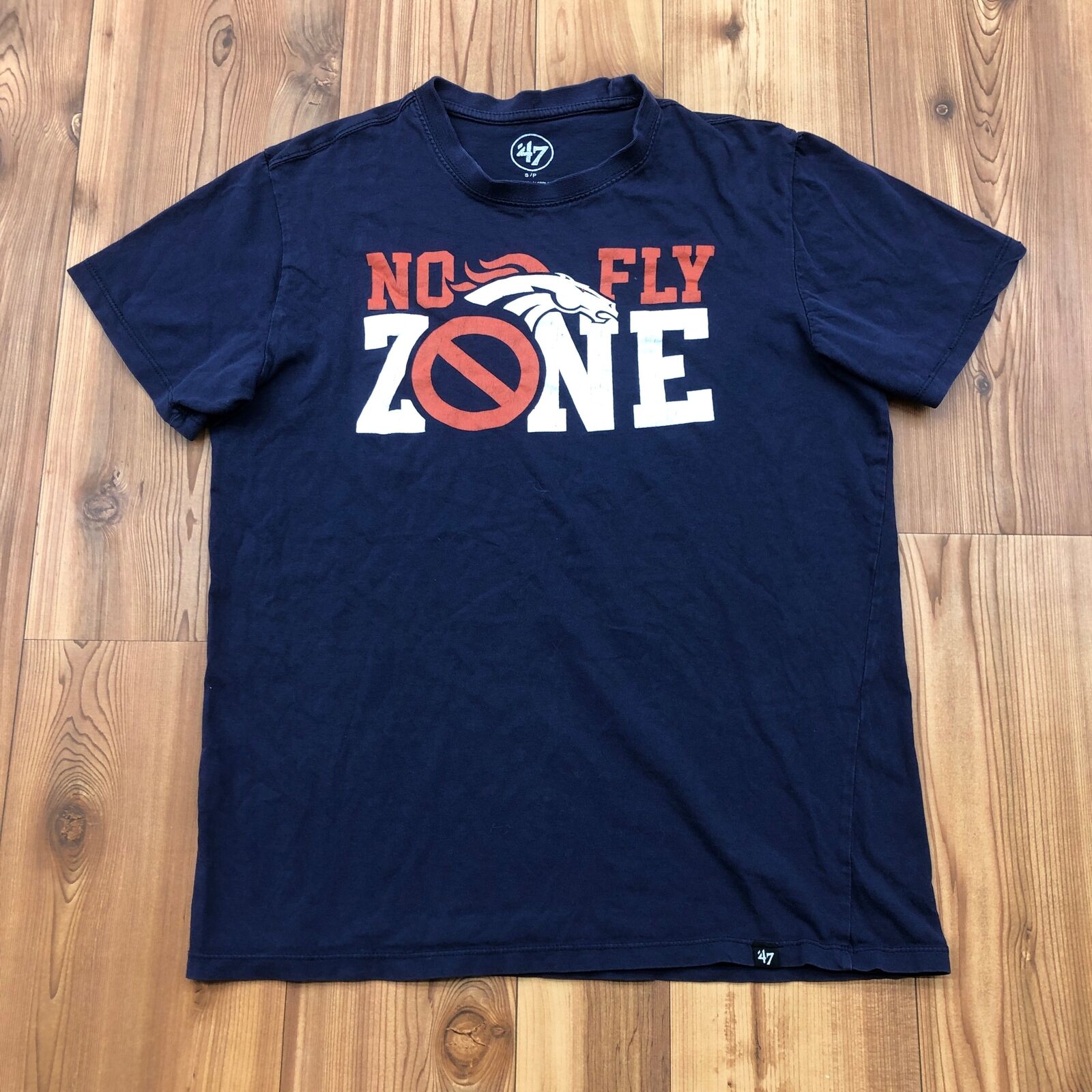 '47 Brand Denver Broncos No Fly Zone Navy Blue Graphic T-Shirt Adult Size S