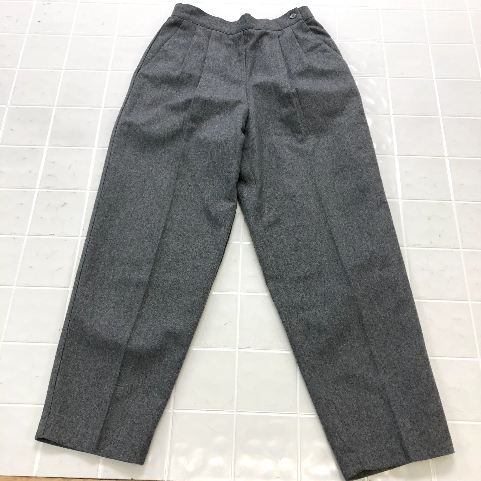 Vintage The Villager Gray Pleated Chino Tapered Regular Pants Women's Size 12