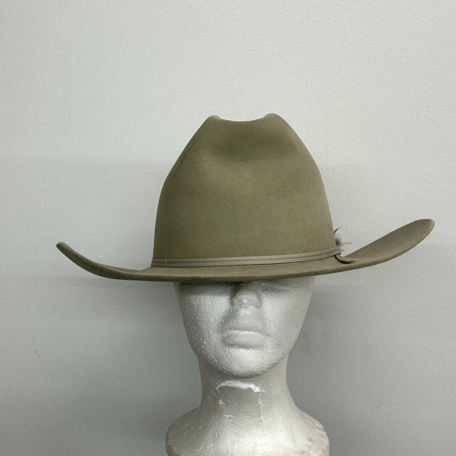Bailey Beige Beaver  Cowboy Hat Western Band Bow Feather Mens Size 6 7/8 XXXXX