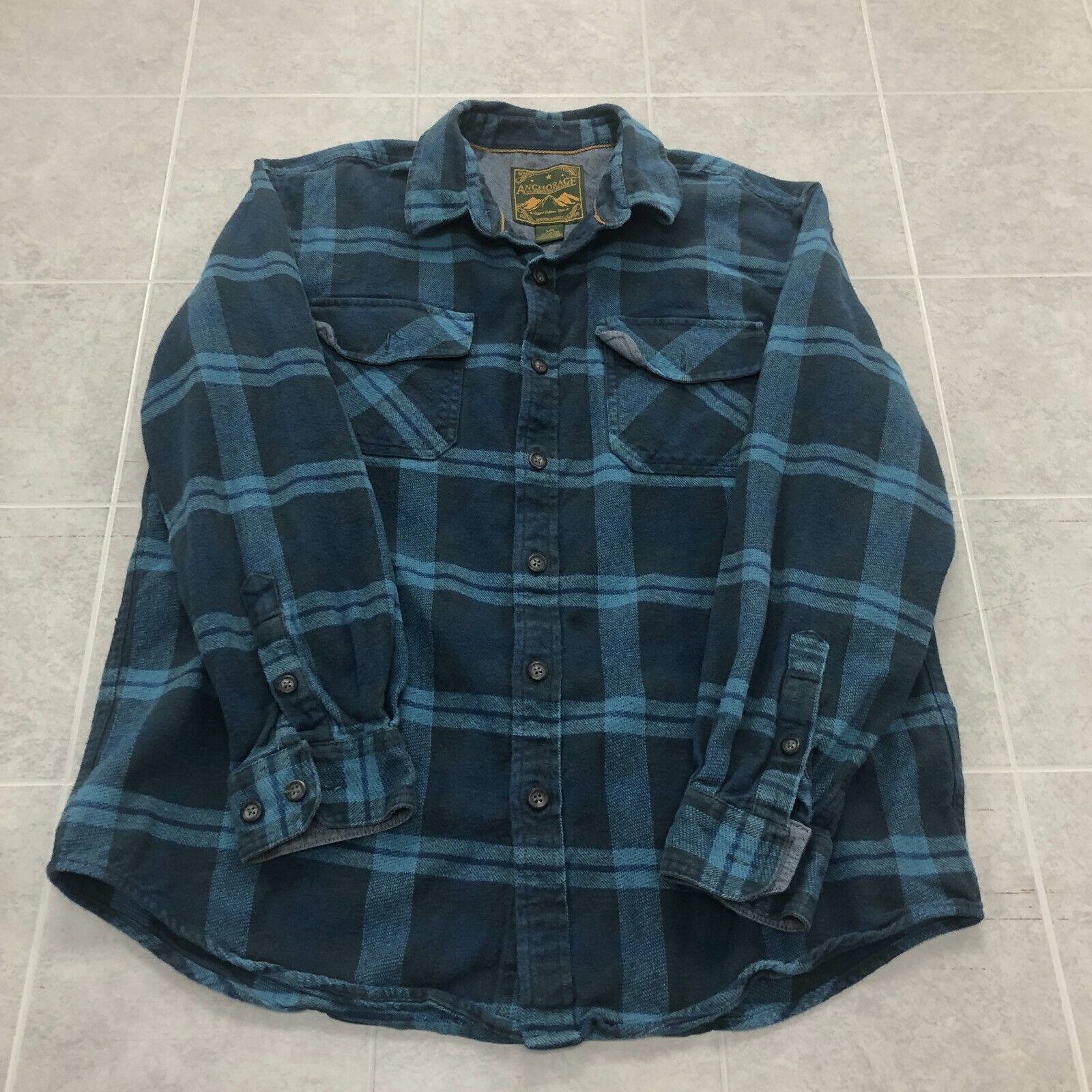 Anchorage Navy Blue Plaid Casual Long Sleeve Button Up Flannel Adult Size L