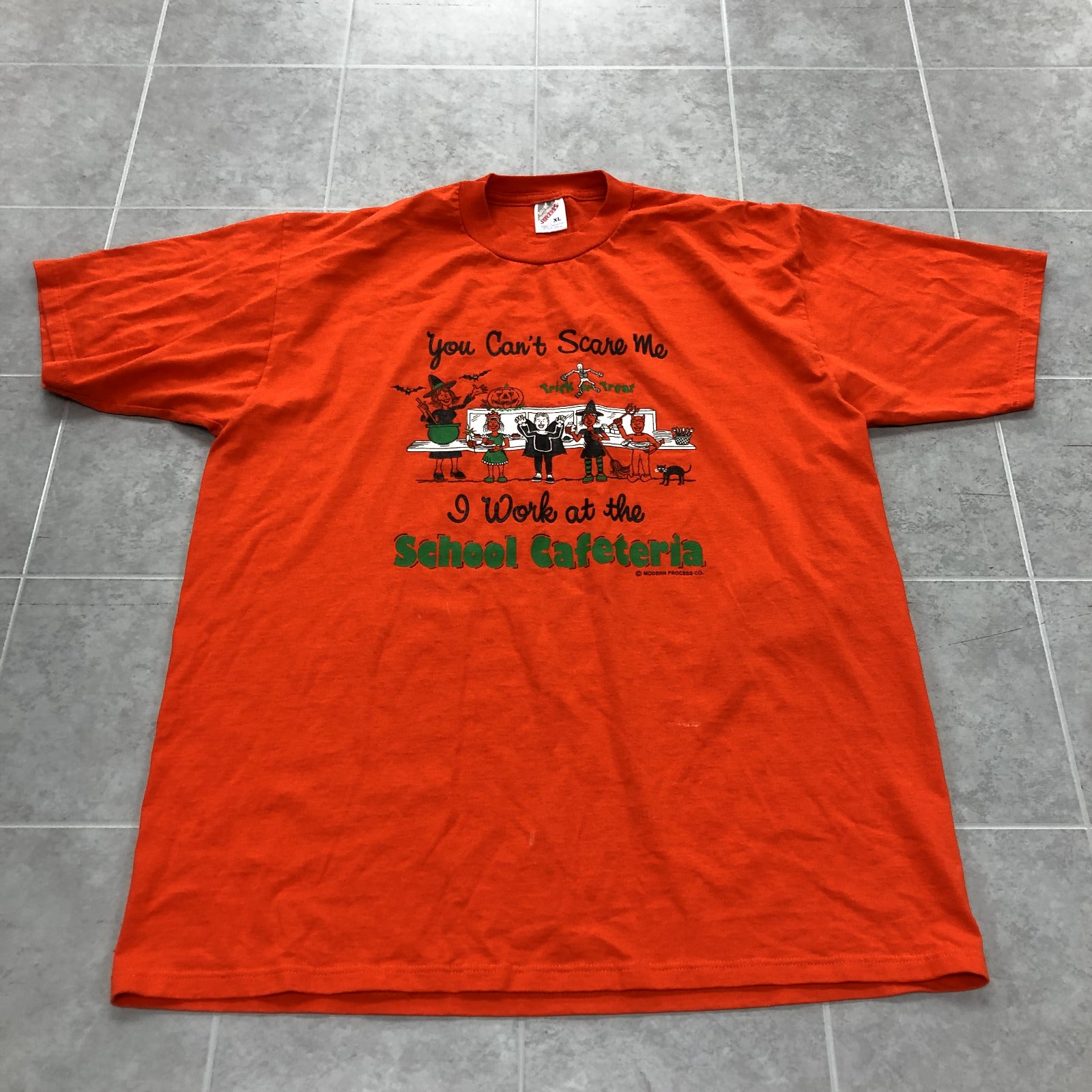 Vintage Jerzees Orange Short Sleeve Halloween Cafeteria T-shirt Adult Size XL