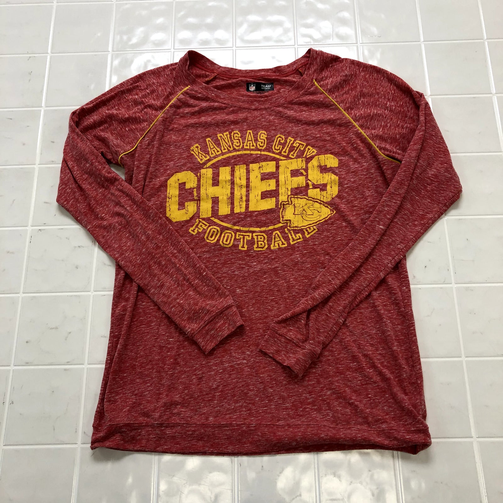 NFL Team Apparel Red Kansas City Chiefs Regular Fit T-shirt Adult Size M