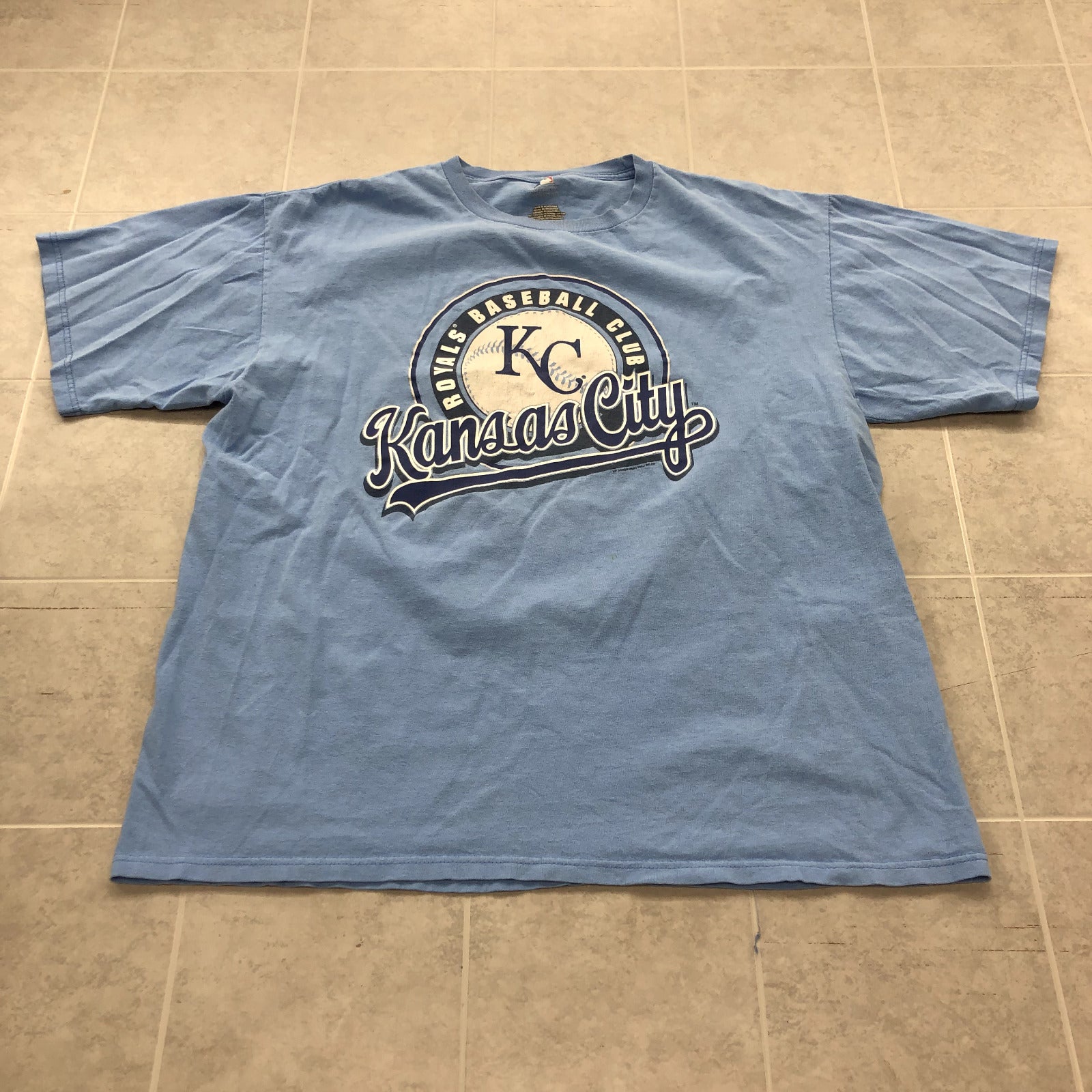 MLB Baby Blue Short Sleeve Crew Graphic KC Royals T-shirt Adult Size XL