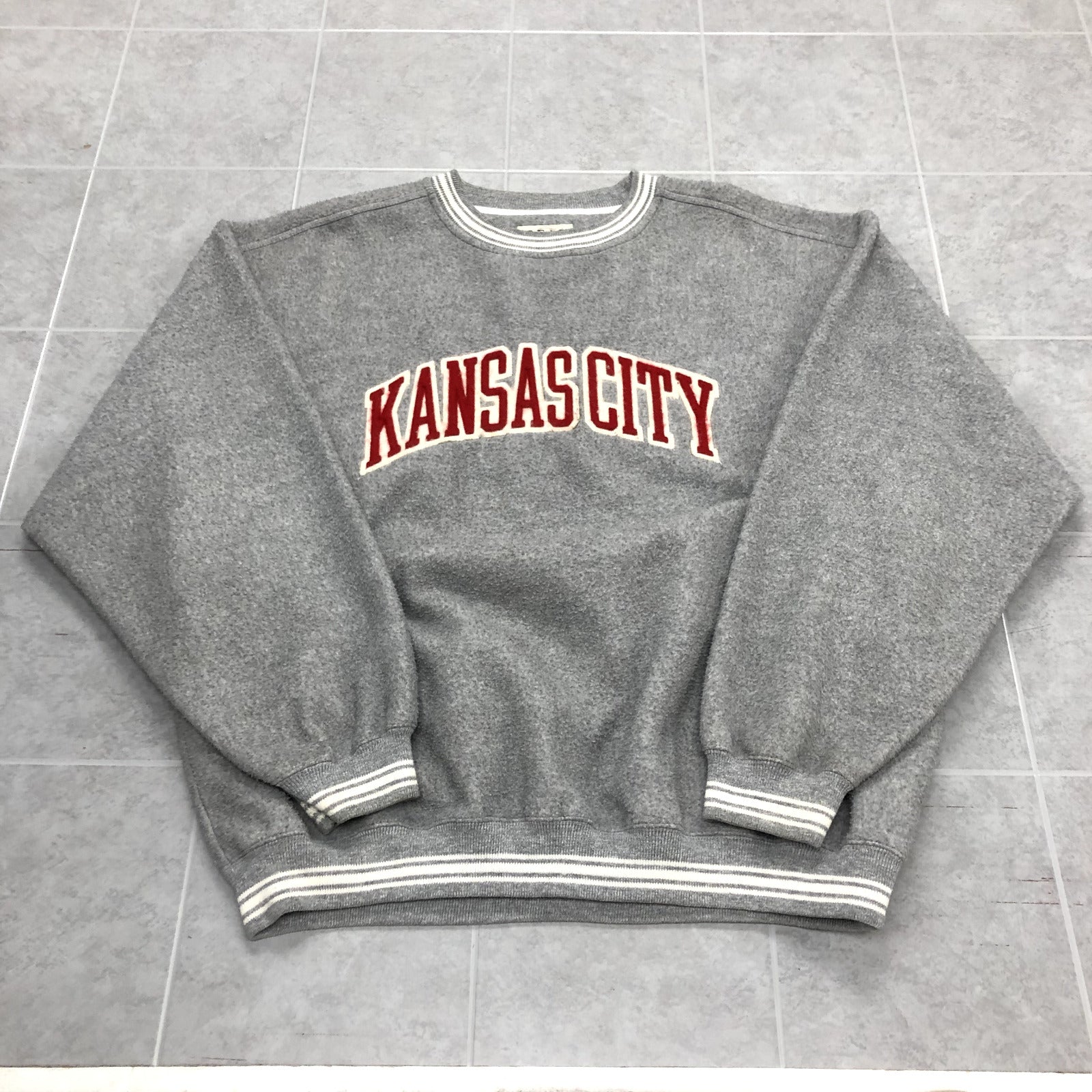 Vintage Gear Gray Long Sleeve Crew Graphic Kansas City Sweatshirt Adult Size XL