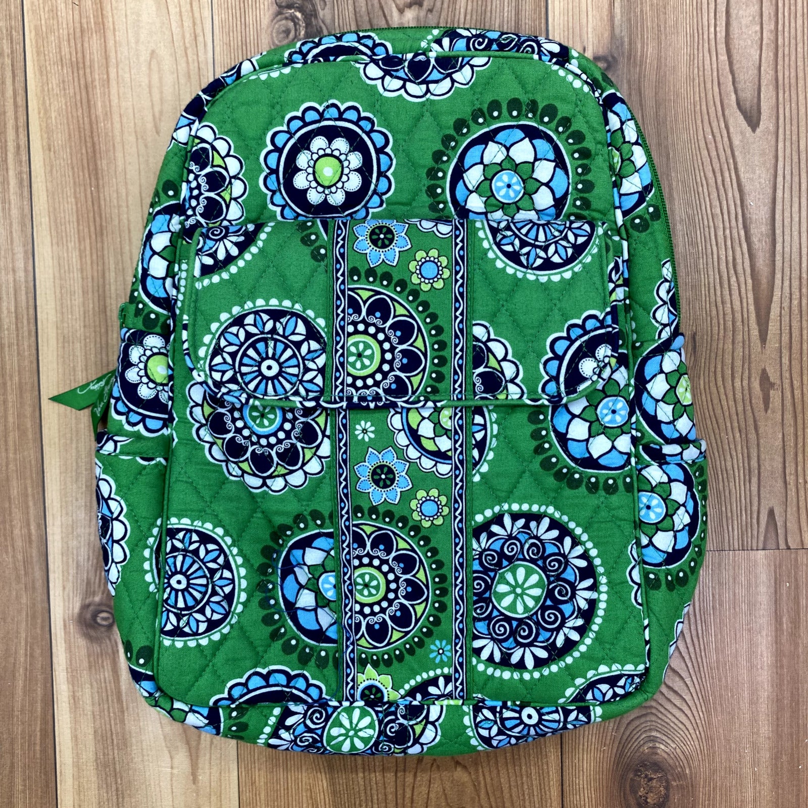 Vera Bradley Green Paisely Sunburst Tablet 100% Cotton Backpack Size Small