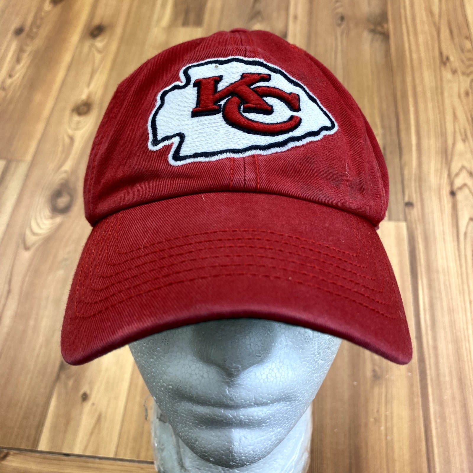 '47 Brand Red Kansas City Chiefs Embroidered Arrowhead Fitted Cap Adult Size M