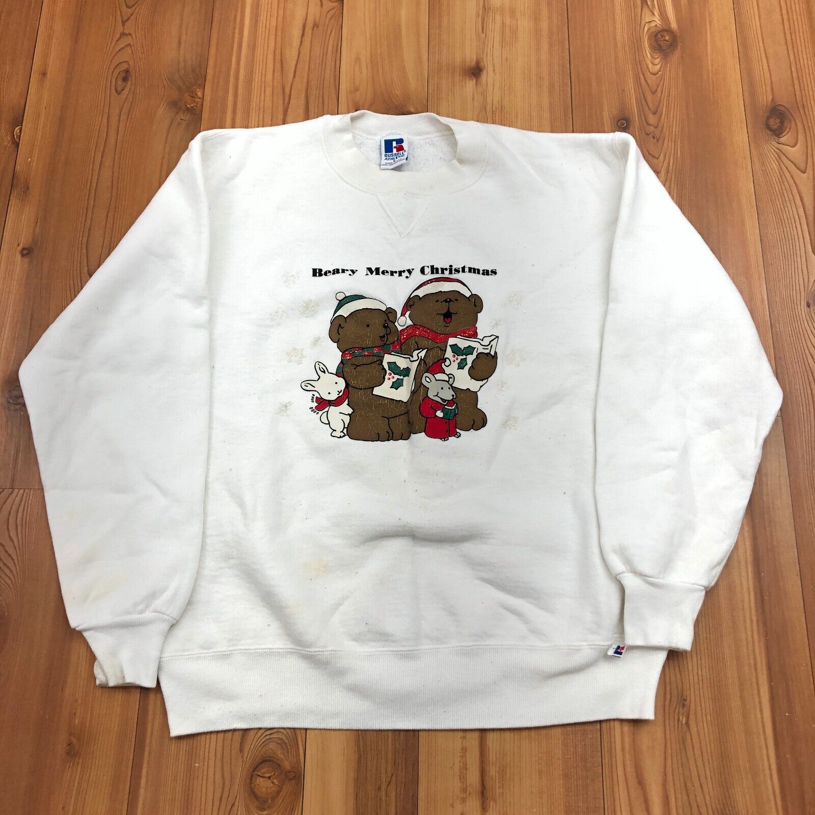 Vintage Russell White Holiday Bear Graphic Pullover USA Made Sweater Adult M